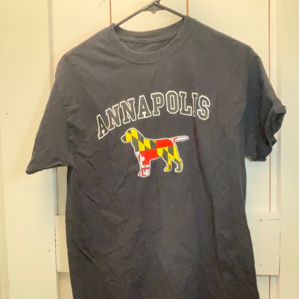 Annapolis shirt with cute dog